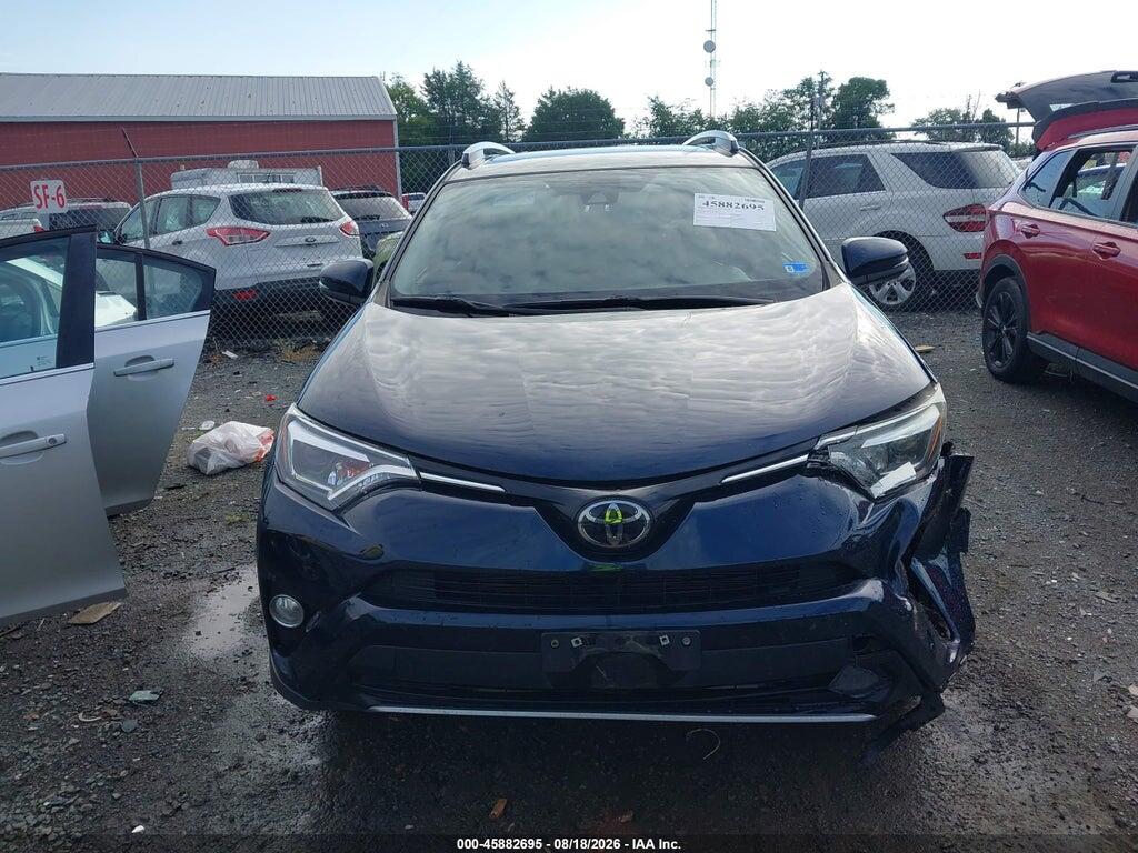 JTMDFREV3JJ742834 2018 TOYOTA RAV4 photo no. 12