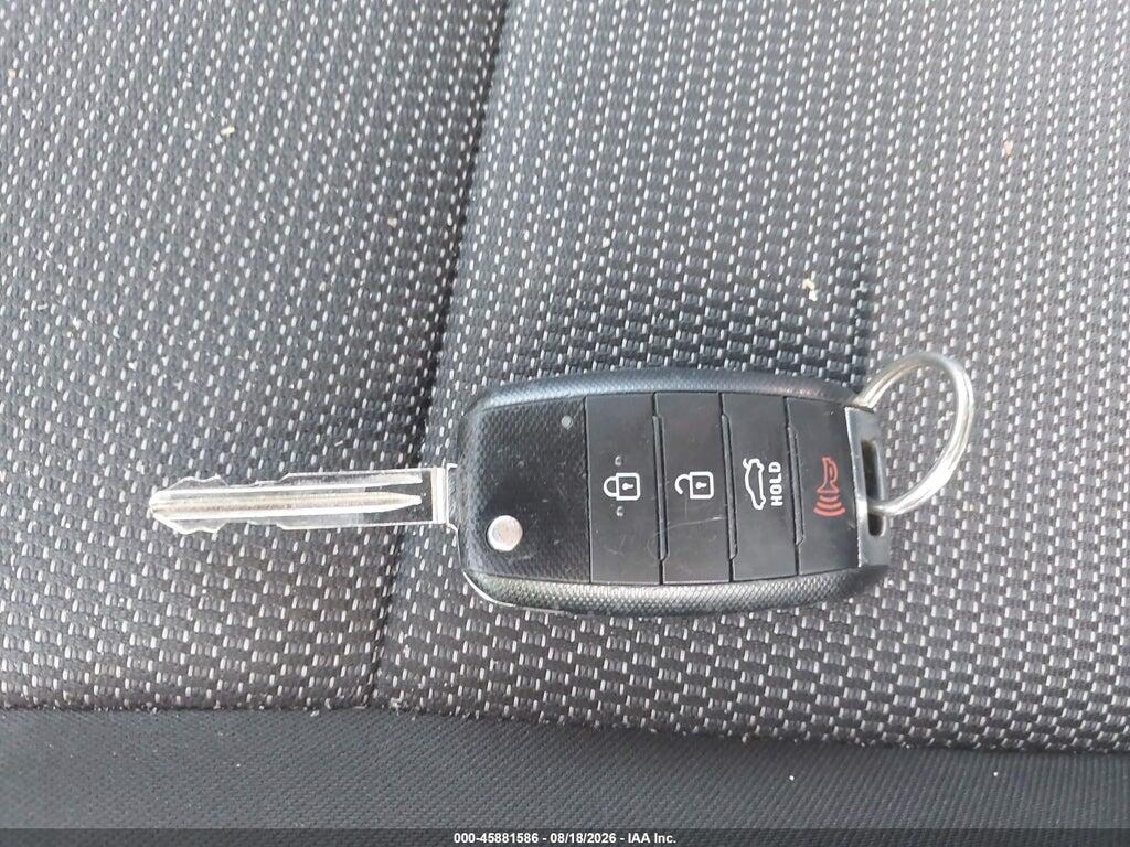 3KPFK4A73JE273207 2018 KIA FORTE photo no. 11