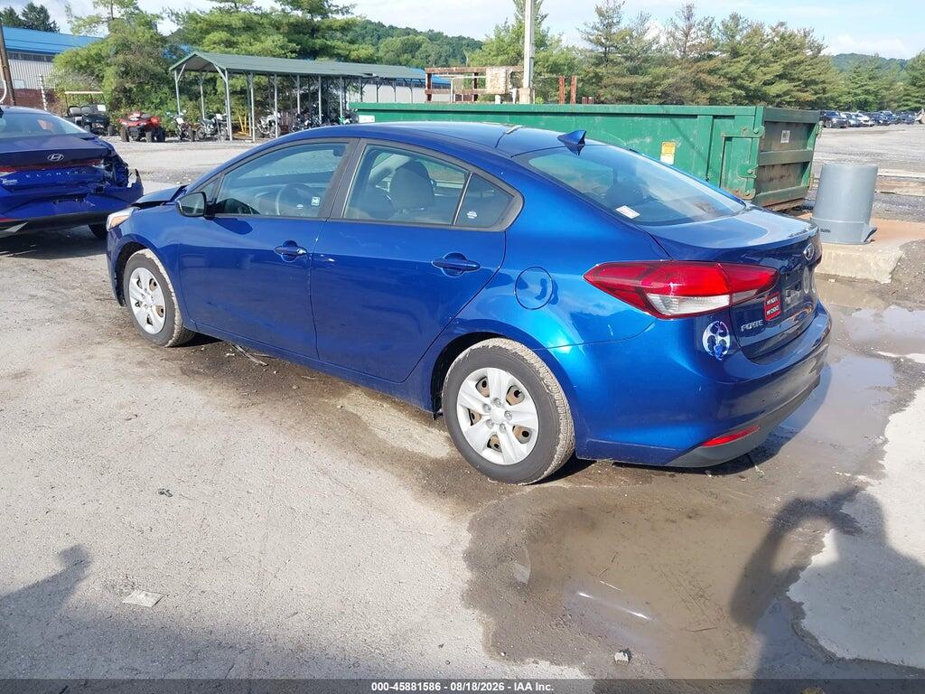 3KPFK4A73JE273207 2018 KIA FORTE photo no. 3