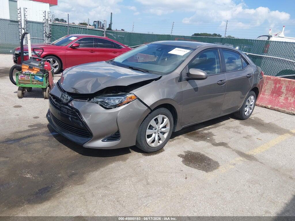 5YFBURHE2JP769110 2018 TOYOTA COROLLA photo no. 2