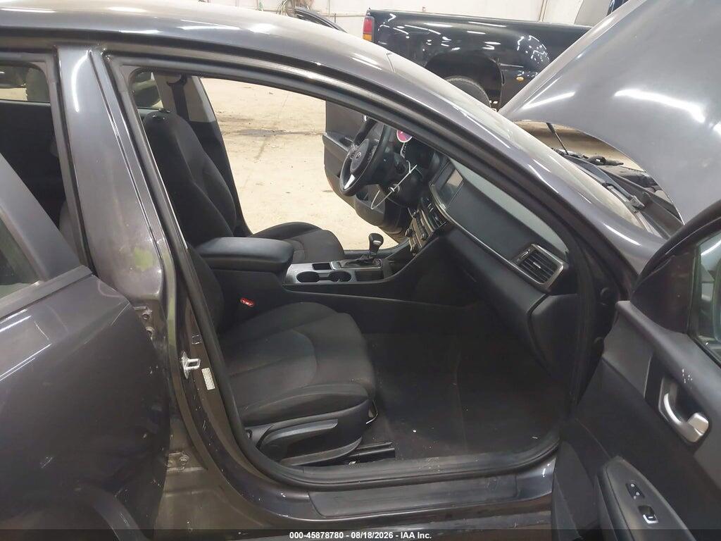 KNAGT4L35J5235630 2018 KIA OPTIMA photo no. 5