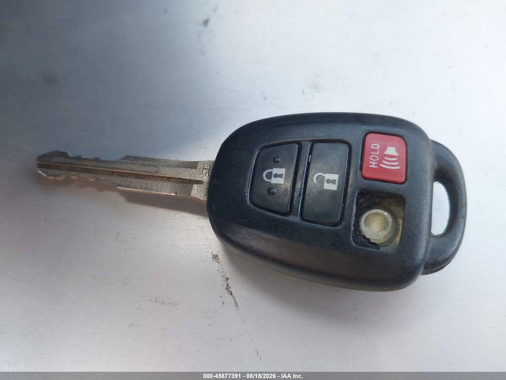 5YFBURHE9JP769931 2018 TOYOTA COROLLA photo no. 11