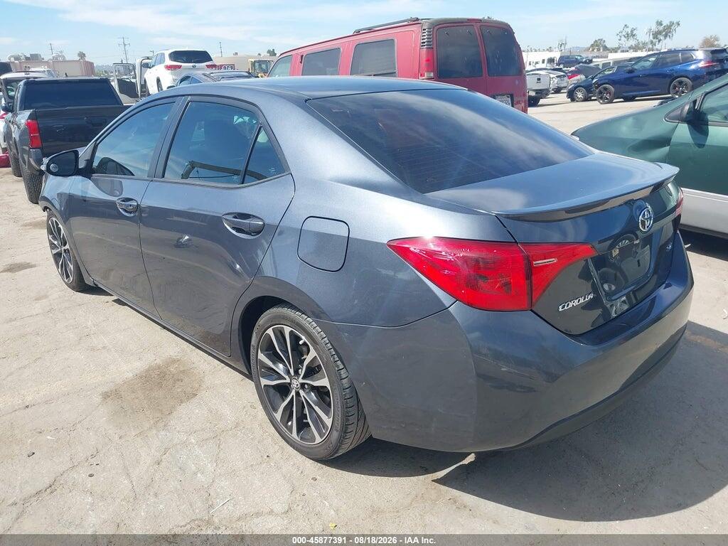 5YFBURHE9JP769931 2018 TOYOTA COROLLA photo no. 3