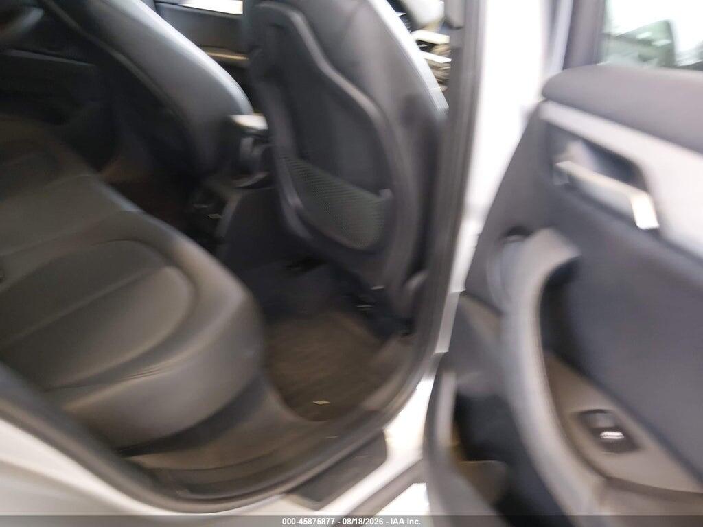 WBXHT3C31J5F88051 2018 BMW X1 photo no. 8
