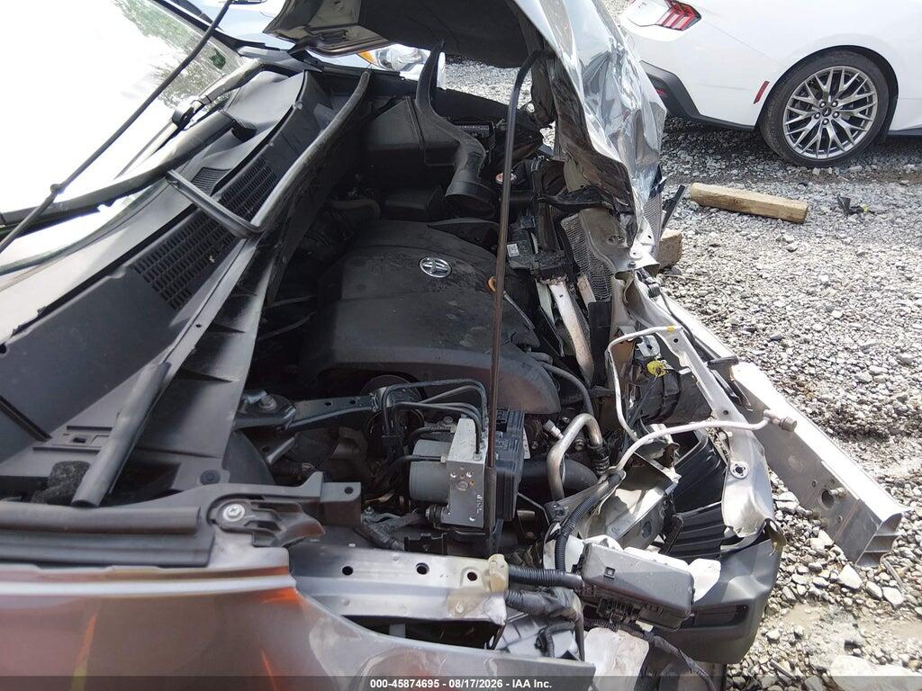 5TDJZRFH2JS897073 2018 TOYOTA HIGHLANDER photo no. 10