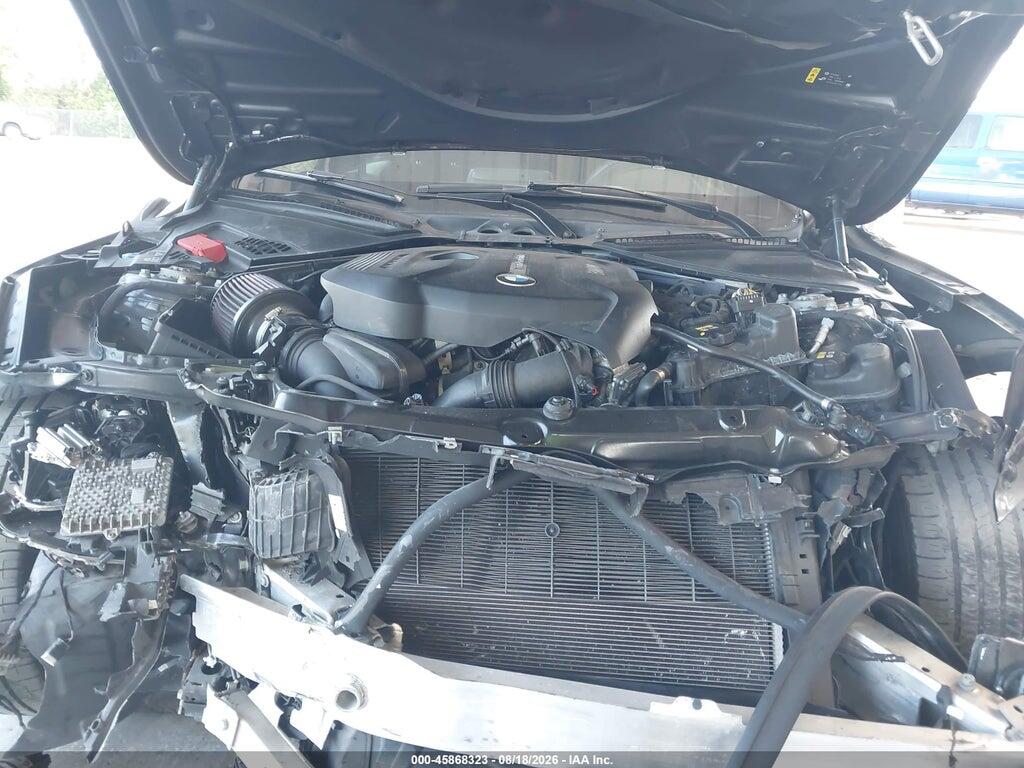 WBA8B9C59JEE81041 2018 BMW 330I photo no. 10