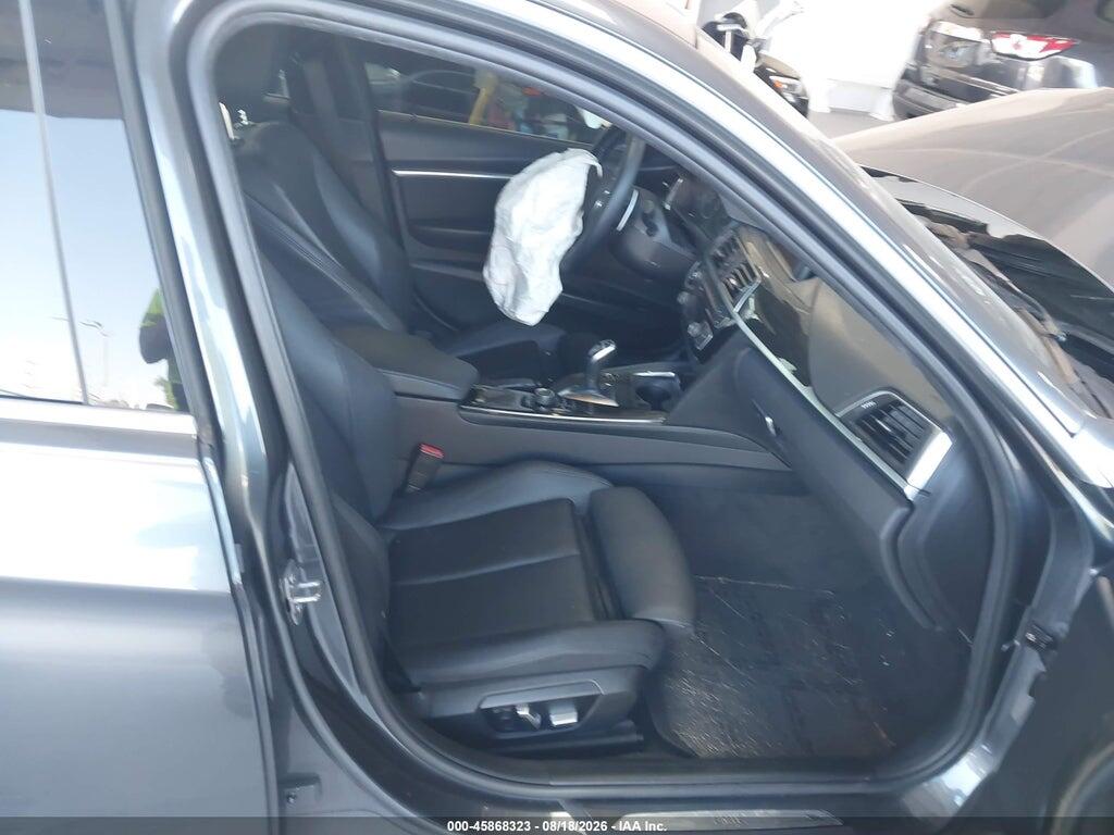 WBA8B9C59JEE81041 2018 BMW 330I photo no. 5