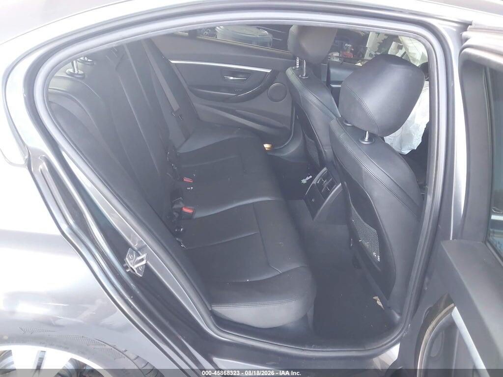 WBA8B9C59JEE81041 2018 BMW 330I photo no. 8