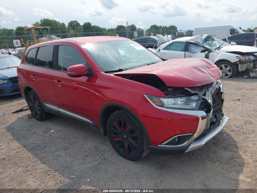 JA4AZ3A33JZ067865 2018 MITSUBISHI OUTLANDER photo no. 1