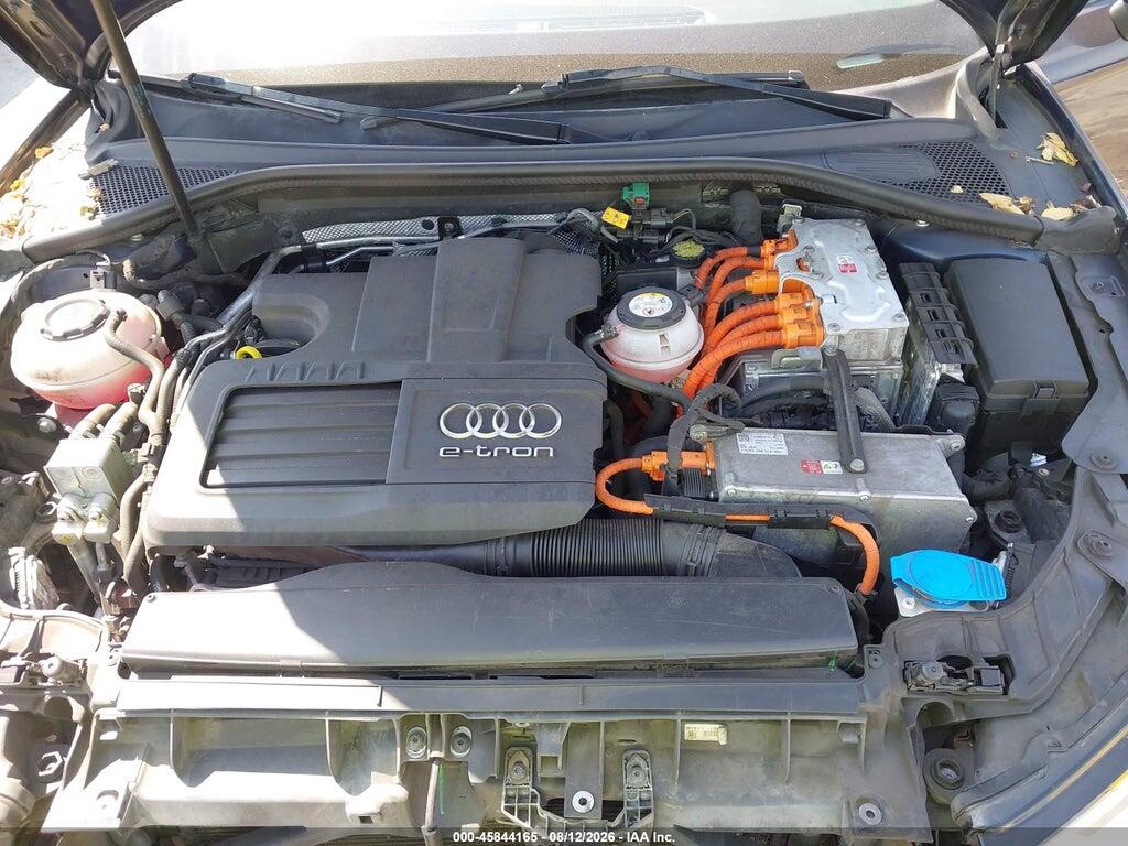 WAUTPBFF0JA078450 2018 AUDI A3 E-TRON photo no. 10
