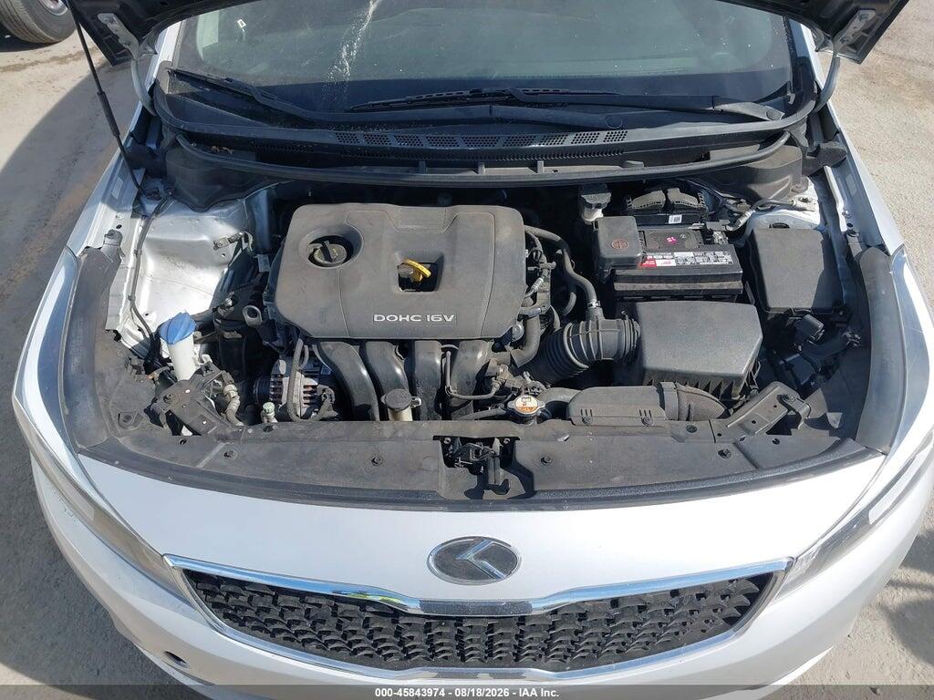 3KPFK4A78JE258301 2018 KIA FORTE photo no. 10