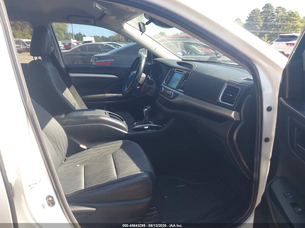 5TDZZRFH2JS265421 2018 TOYOTA HIGHLANDER photo no. 5