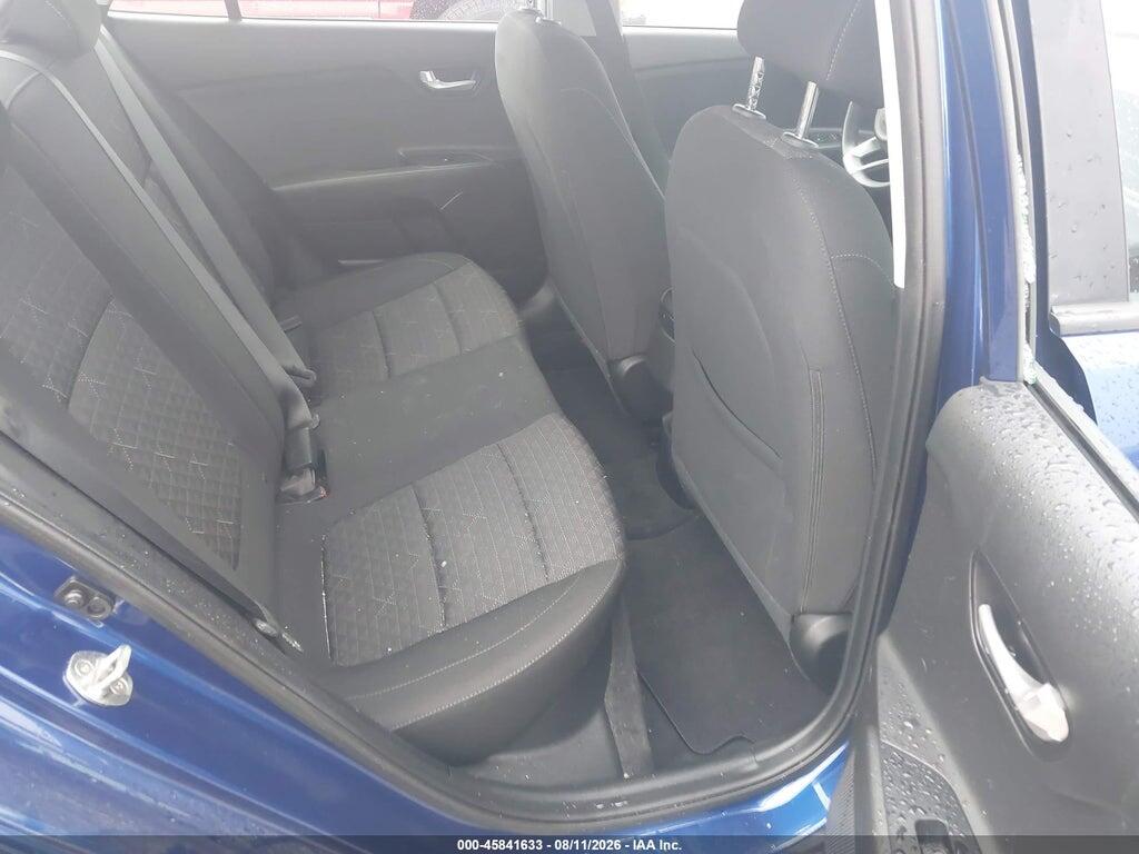 3KPA24AB1JE141867 2018 KIA RIO photo no. 8