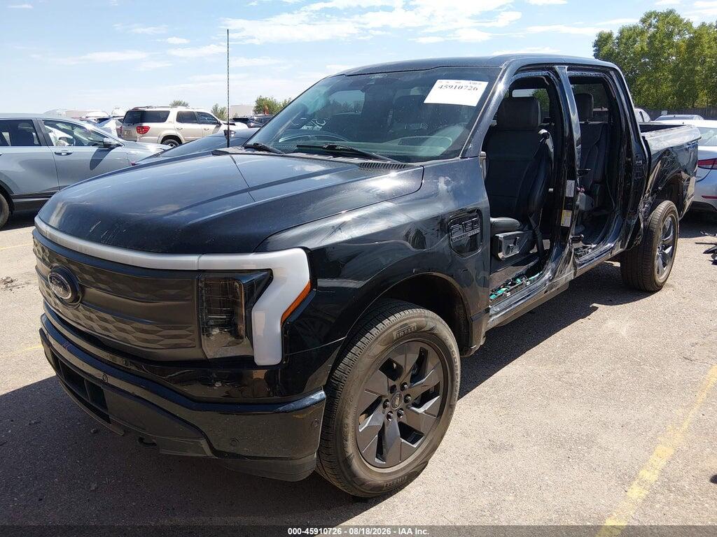 1FT6W1EV6NWG02828 2022 FORD F-150 LIGHTNING photo no. 2