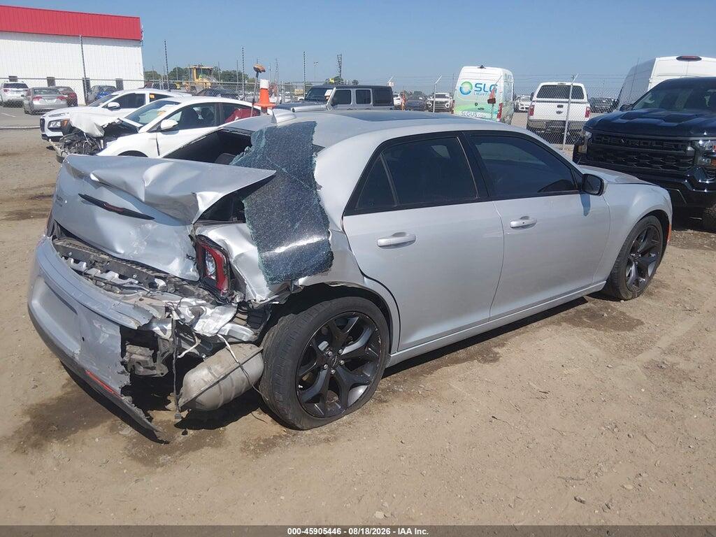 2C3CCABG3NH167609 2022 CHRYSLER 300 photo no. 4