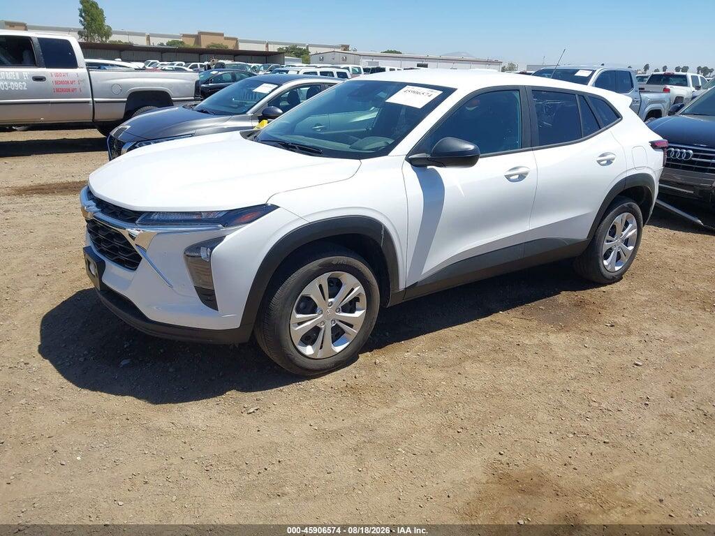 KL77LFEP4TC081986 2026 CHEVROLET TRAX photo no. 2