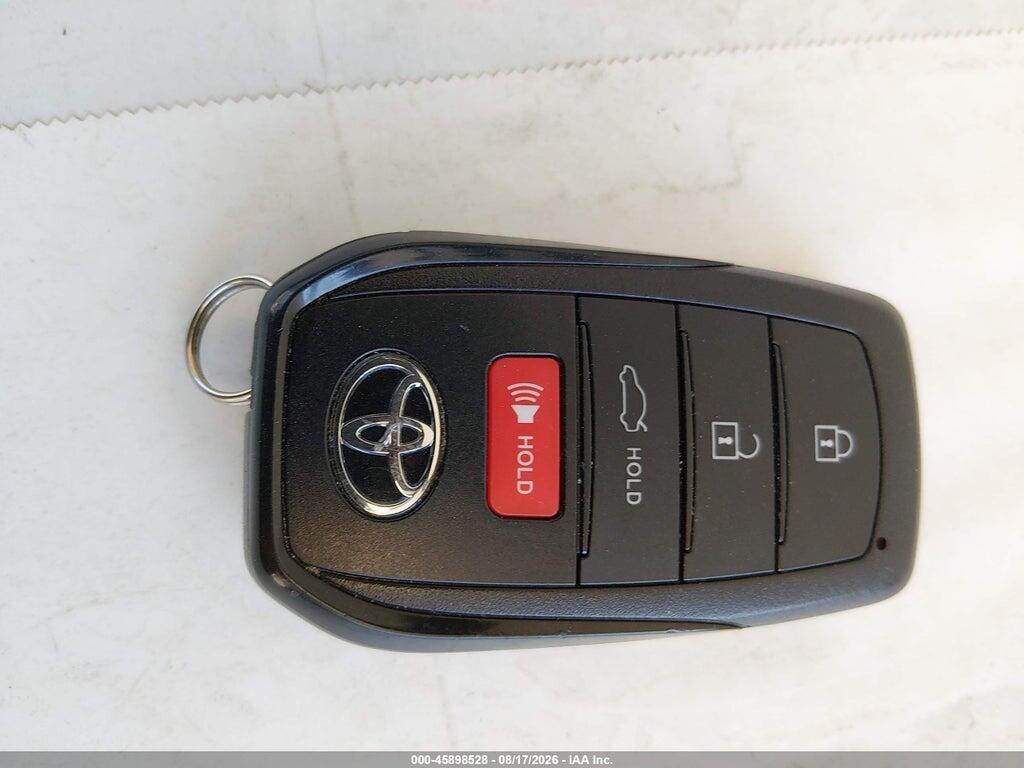 JTDBCMFE8T3133778 2026 TOYOTA COROLLA HYBRID photo no. 11