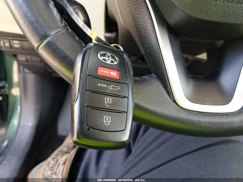 7MUDAABG7NV039774 2022 TOYOTA COROLLA CROSS photo no. 11