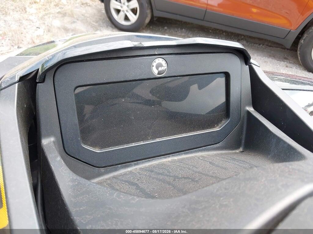 00000YDVB4482F222 2022 SEADOO RXT-X 300 photo no. 7