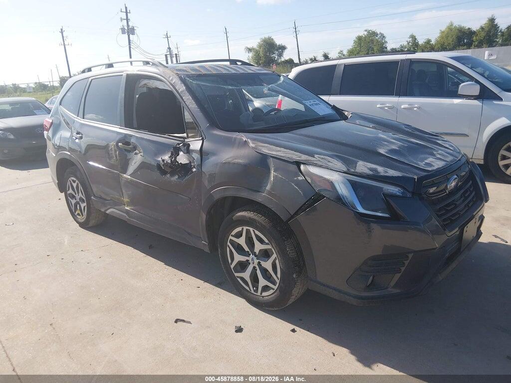 JF2SKAEC7NH413667 2022 SUBARU FORESTER photo no. 1