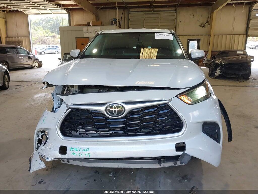 5TDCZRAH8NS550689 2022 TOYOTA HIGHLANDER photo no. 12