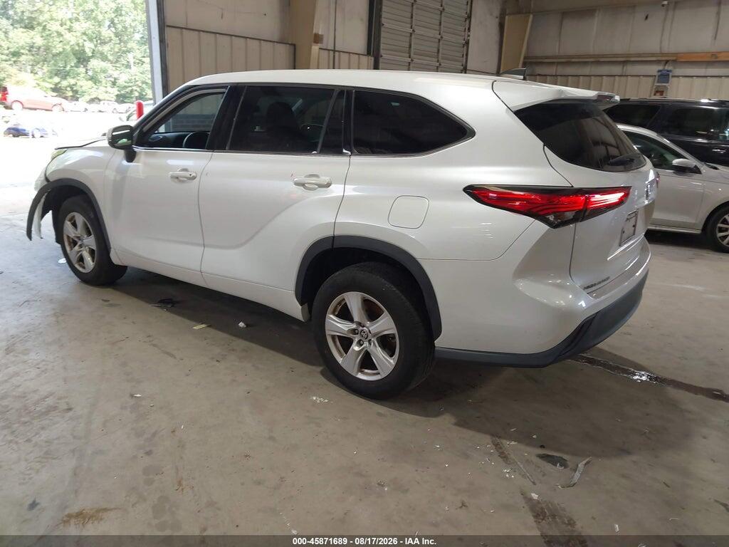 5TDCZRAH8NS550689 2022 TOYOTA HIGHLANDER photo no. 3