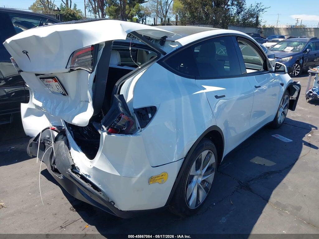 7SAYGDEE6NF561065 2022 TESLA MODEL Y photo no. 4