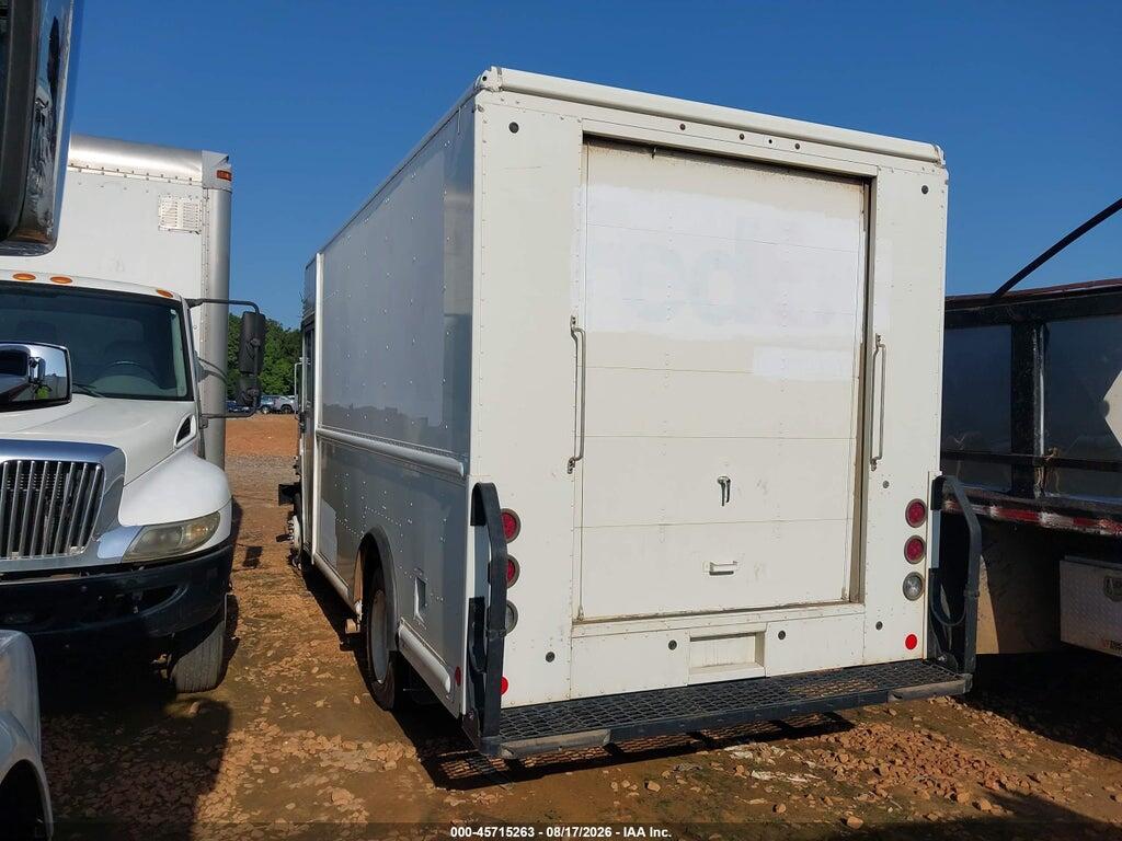 1F64F5KN0N0A08115 2022 FORD F-59 COMMERCIAL STRIPPED photo no. 3