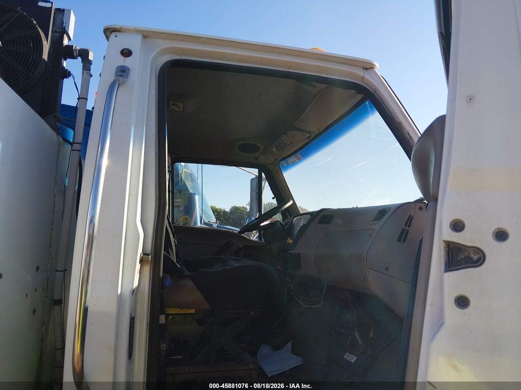 2FZHCHDJ06AV89577 2006 STERLING TRUCK ACTERRA photo no. 2