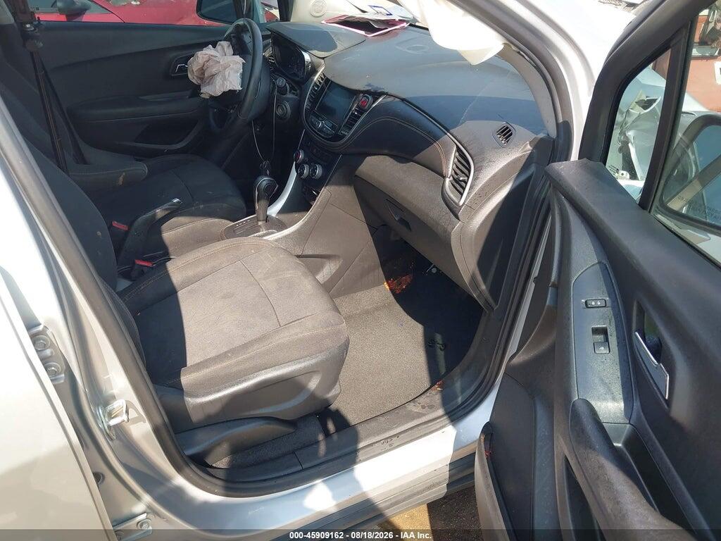 3GNCJLSBXLL310150 2020 CHEVROLET TRAX photo no. 5