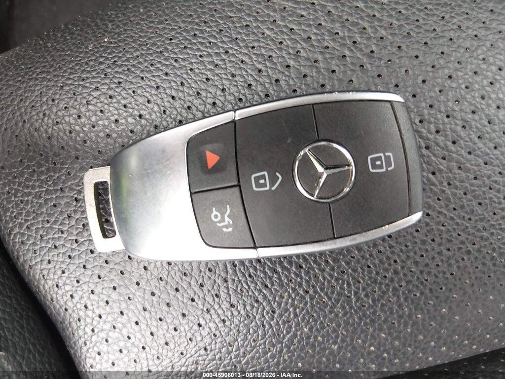 WDC0G8EB6LF693611 2020 MERCEDES-BENZ GLC 300 photo no. 11