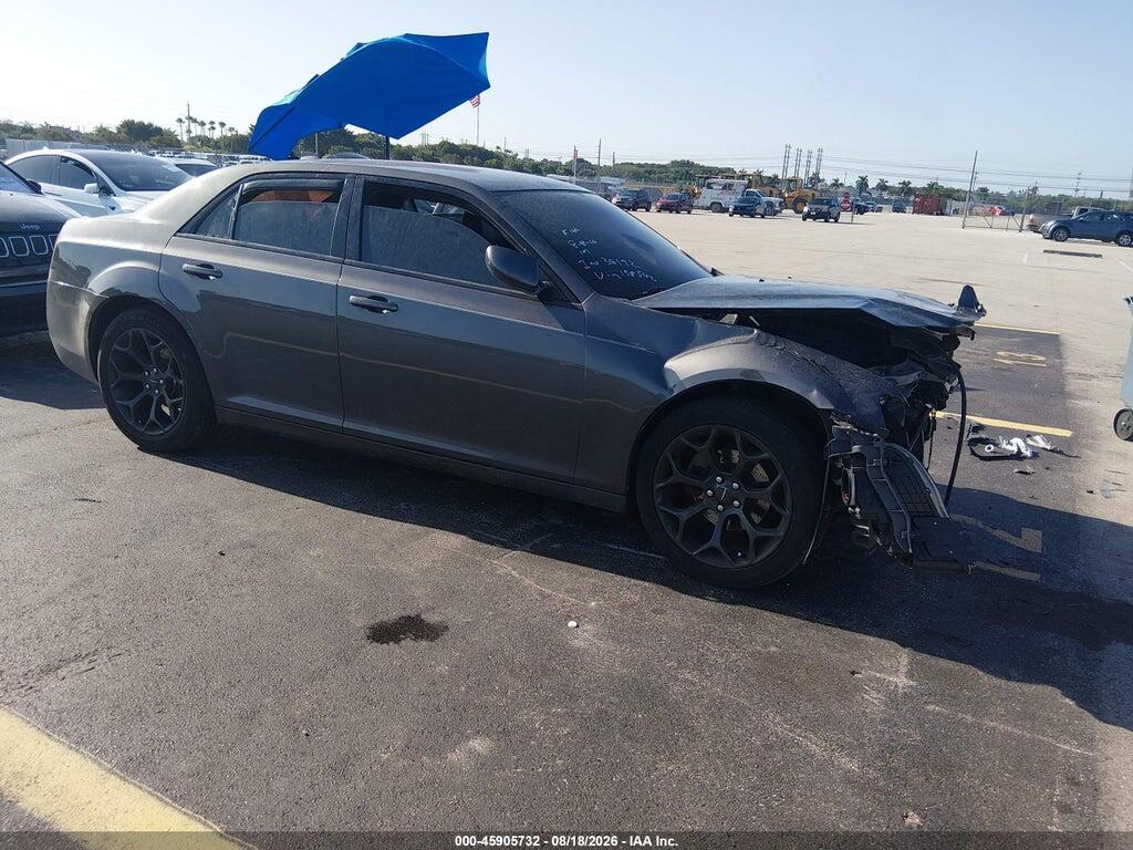 2C3CCABG0LH158542 2020 CHRYSLER 300 photo no. 1