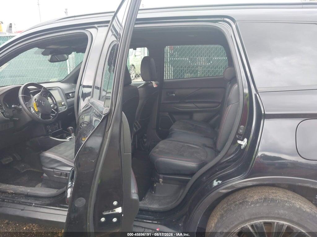 JA4AZ3A33LZ040720 2020 MITSUBISHI OUTLANDER photo no. 8