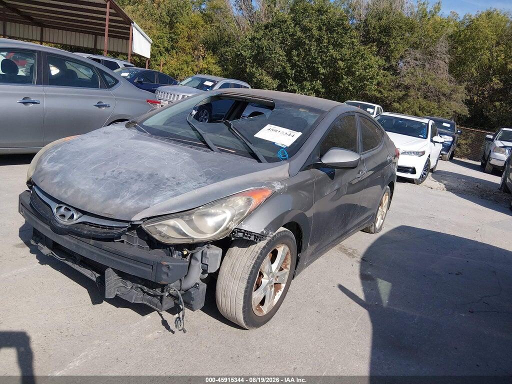 5NPDH4AEXDH242573 2013 HYUNDAI ELANTRA photo no. 2