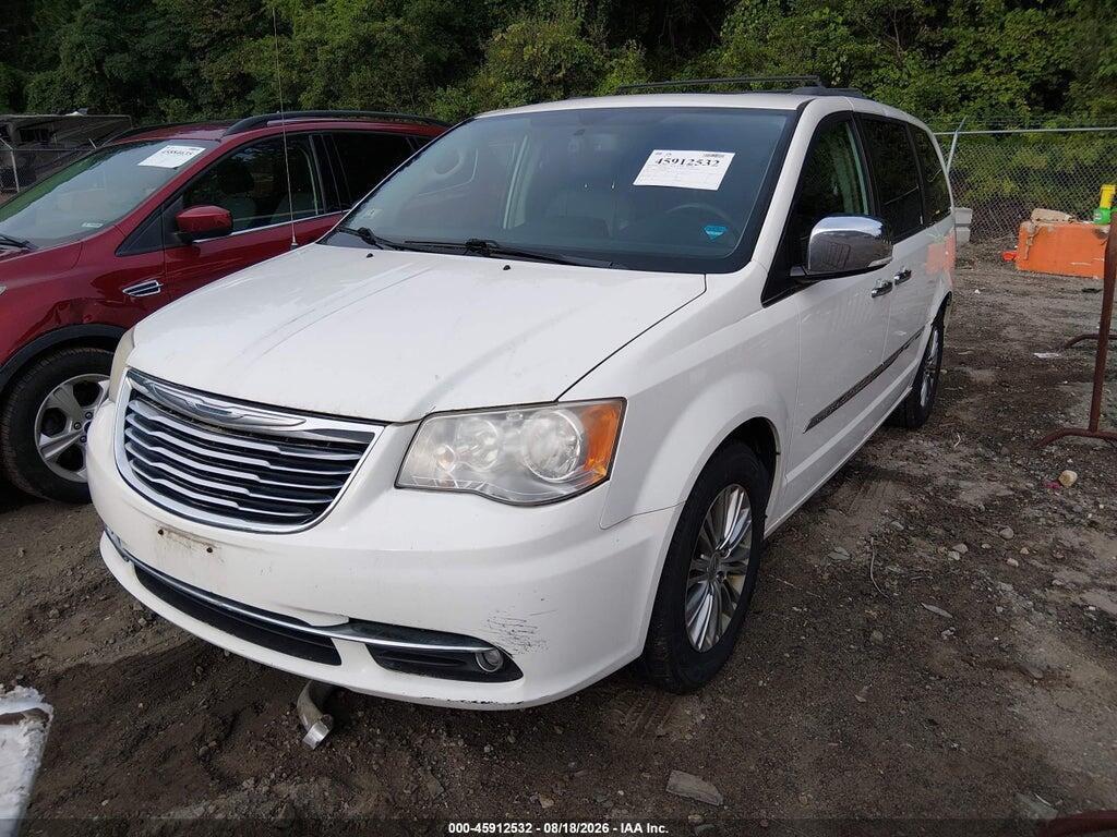 2C4RC1CG1DR684212 2013 CHRYSLER TOWN & COUNTRY photo no. 2