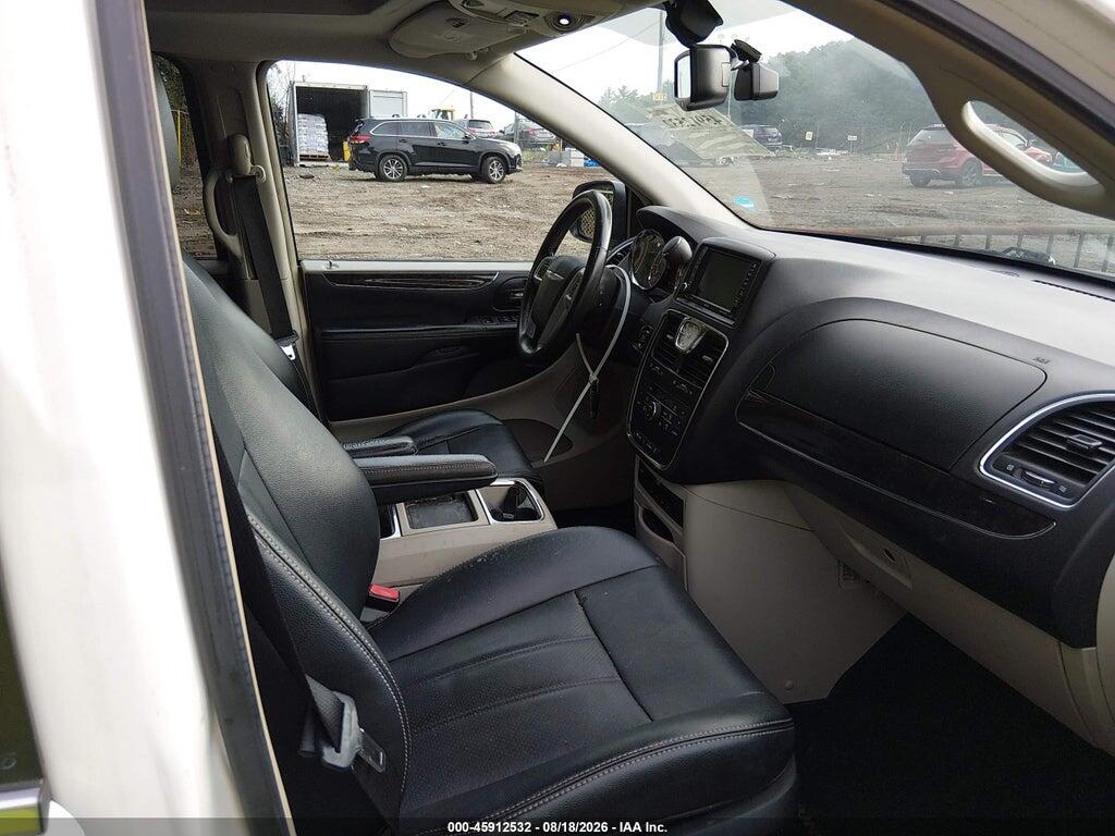 2C4RC1CG1DR684212 2013 CHRYSLER TOWN & COUNTRY photo no. 5
