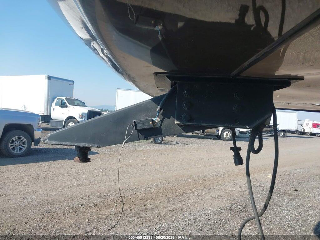 5SFCG382XDE263442 2013 TORQUE 32/FWHL photo no. 10