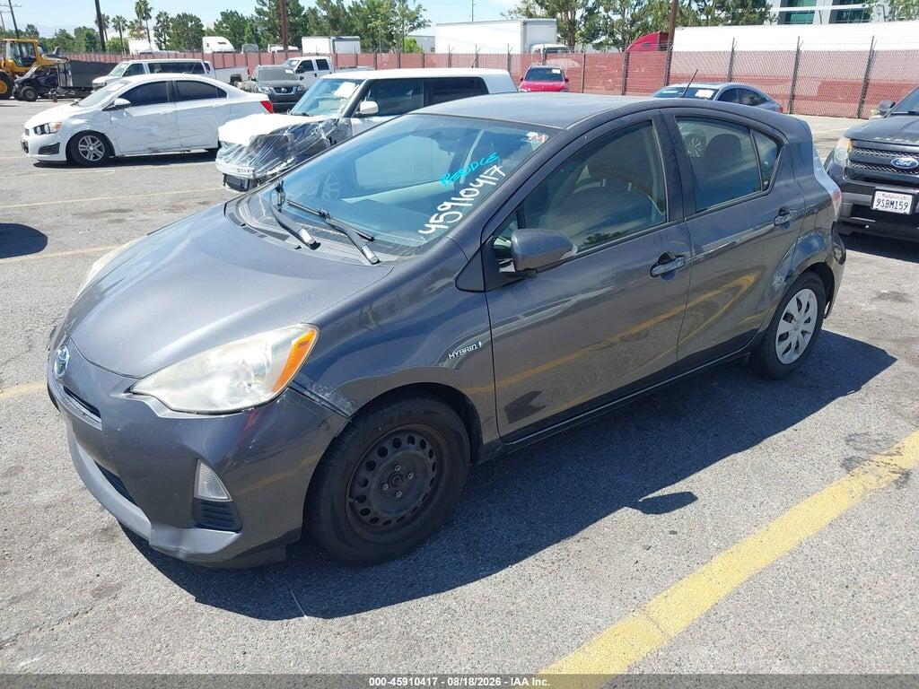 JTDKDTB30D1545444 2013 TOYOTA PRIUS C photo no. 2