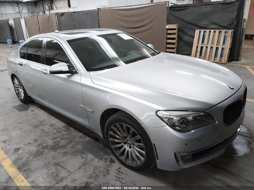 2013 BMW 740I WBAYA6C58DC995042