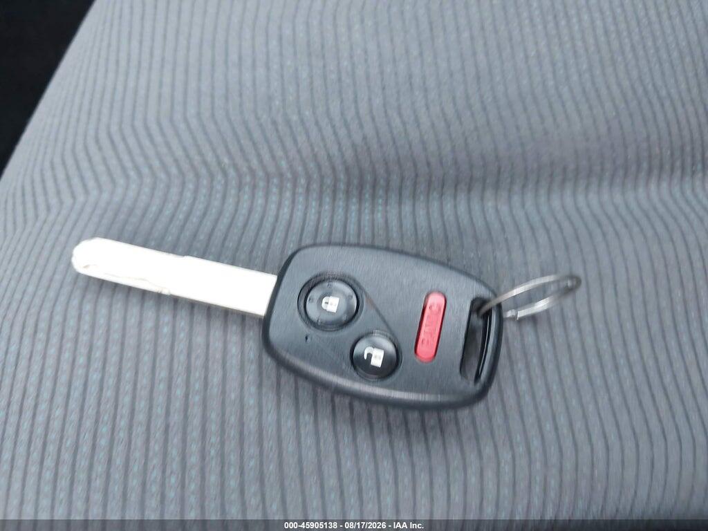 JHMGE8H33DC000476 2013 HONDA FIT photo no. 11