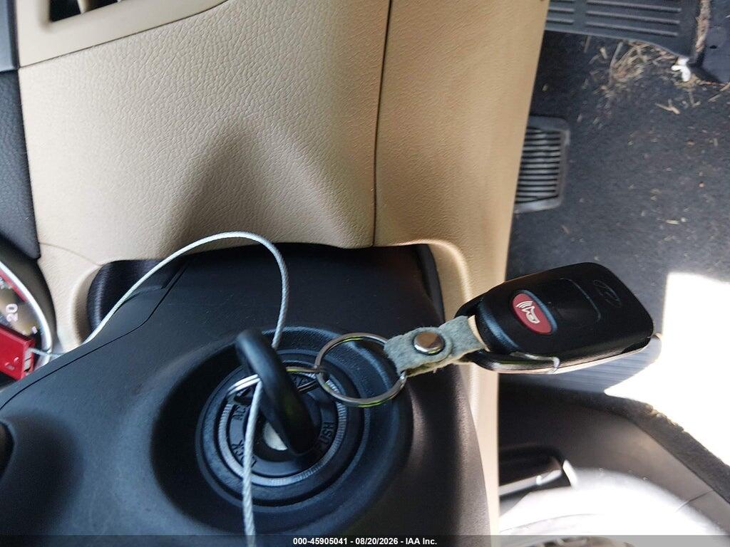 5NPDH4AE9DH283079 2013 HYUNDAI ELANTRA photo no. 11