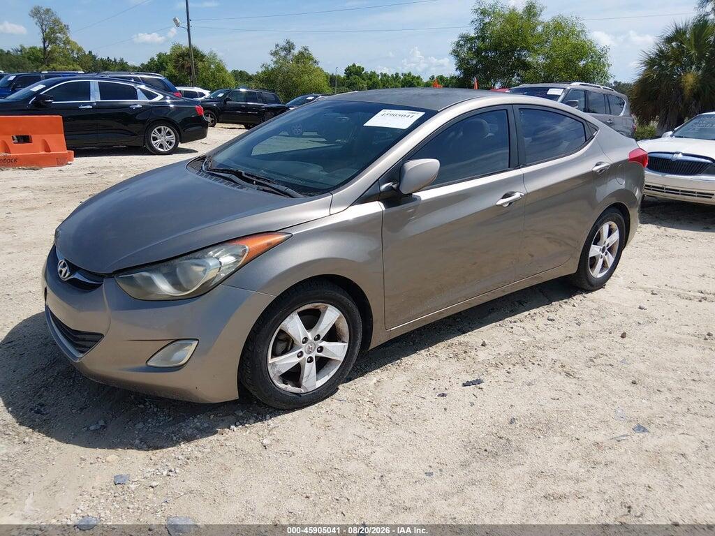 5NPDH4AE9DH283079 2013 HYUNDAI ELANTRA photo no. 2