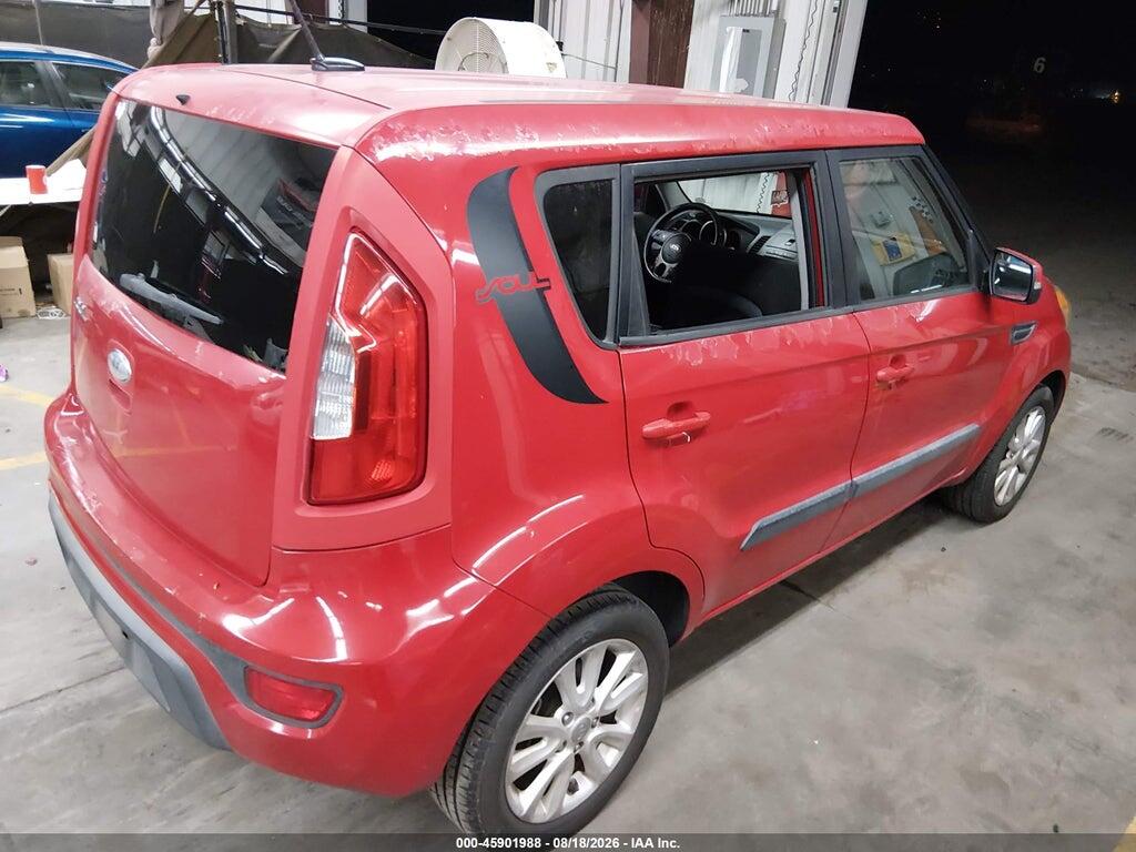 KNDJT2A60D7553805 2013 KIA SOUL photo no. 4