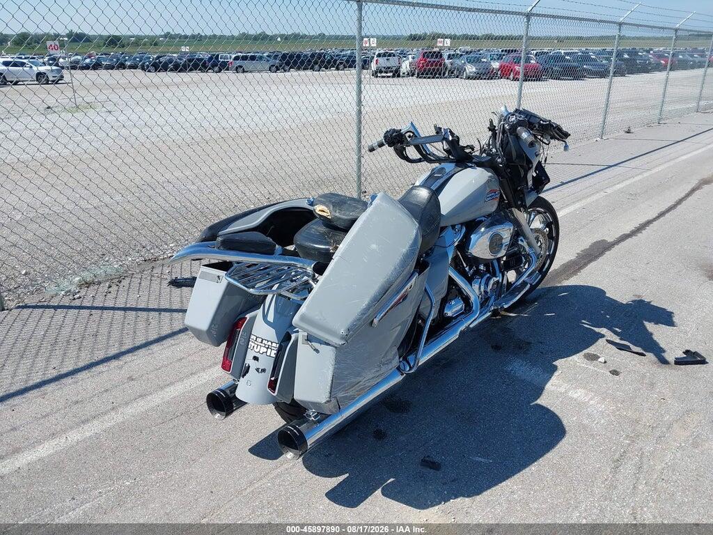 1HD1KB713RB640101 2024 HARLEY-DAVIDSON FLHX photo no. 4