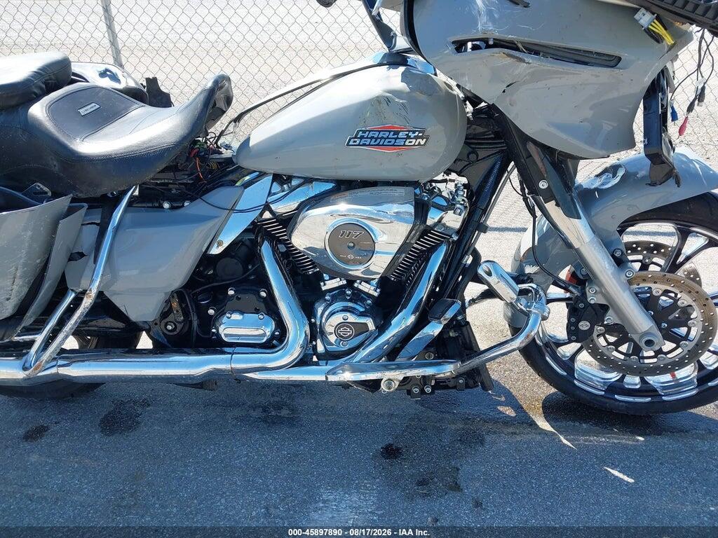 1HD1KB713RB640101 2024 HARLEY-DAVIDSON FLHX photo no. 8
