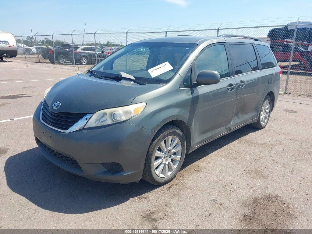 5TDJK3DC2DS054732 2013 TOYOTA SIENNA photo no. 2