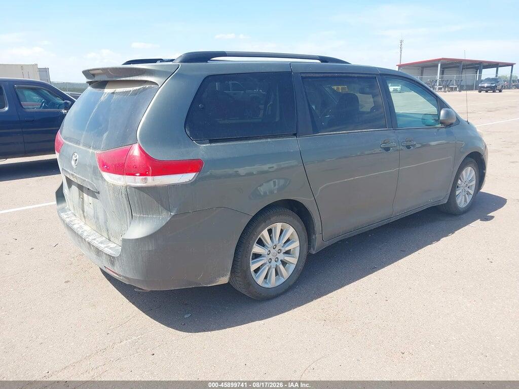 5TDJK3DC2DS054732 2013 TOYOTA SIENNA photo no. 4