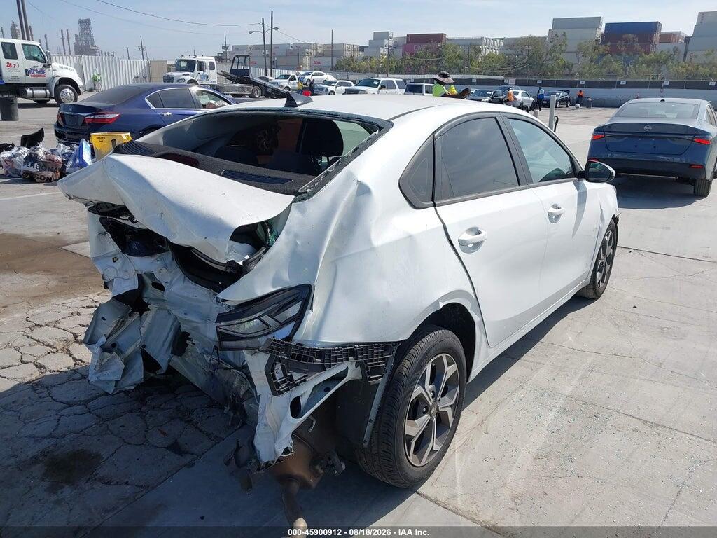 3KPF24ADXME324969 2021 KIA FORTE photo no. 4