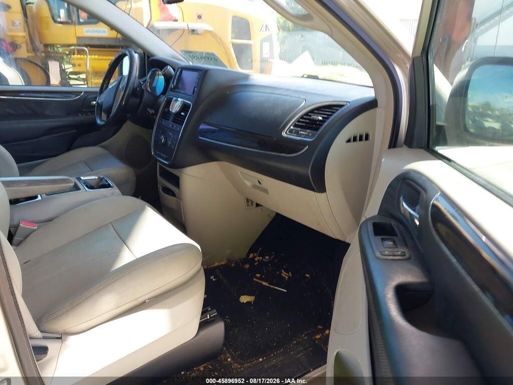 2C4RC1BG4DR737499 2013 CHRYSLER TOWN & COUNTRY photo no. 5