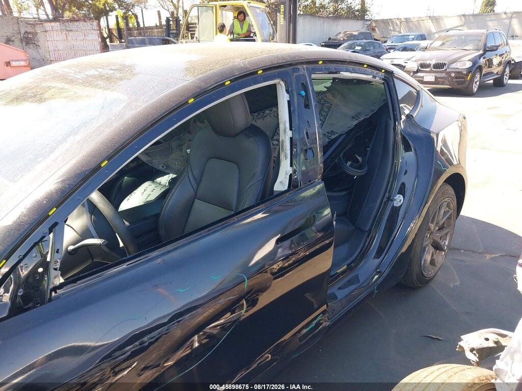 5YJ3E1EB7MF002429 2021 TESLA MODEL 3 photo no. 6